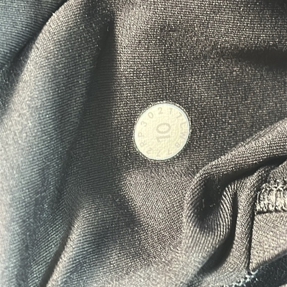 Lululemon Lost In Pace Skirt Black - Picture 7 of 8